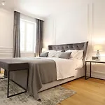 Greta Residence